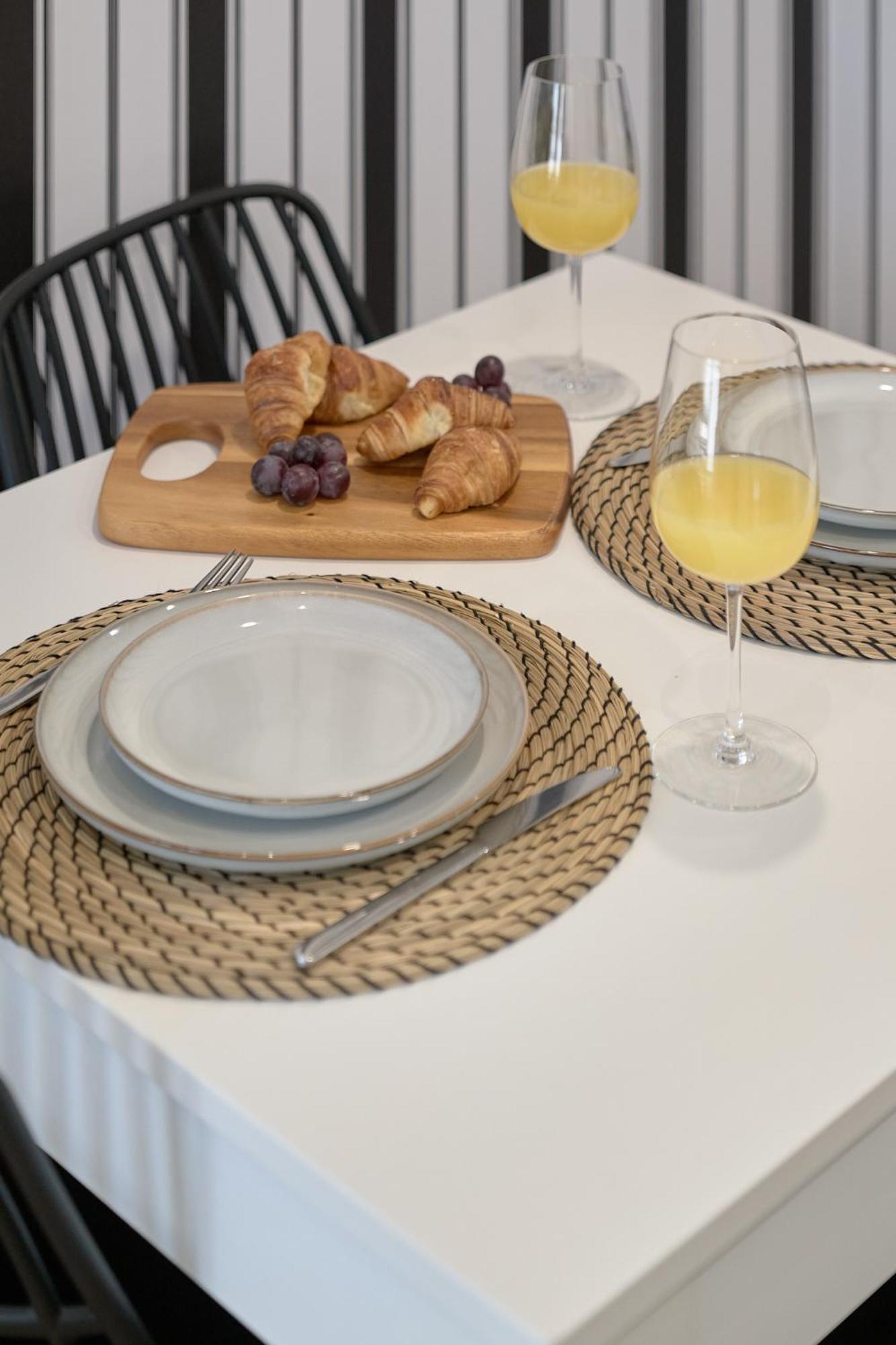 Apartment Romantic Roig Arena N4 By Virkin